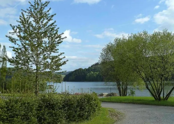 بيت للعطل Forest-fringed Comfort